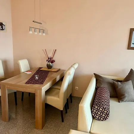 Lilos Beachhouse Апартаменты Burgtiefe auf Fehmarn